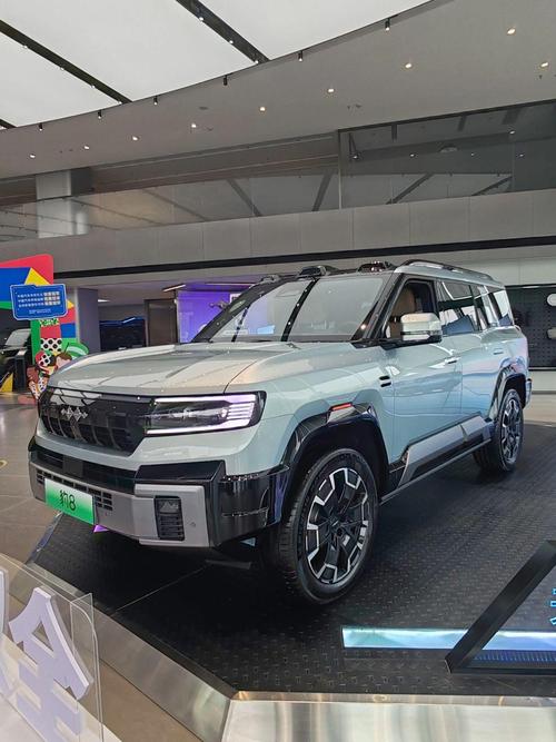 重庆1比亚迪方程豹硬派越野的爆款，英菲尼迪35周年与你共成长